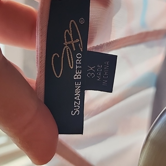 Susan Betro women's plus size 3X blouse 👚 - Picture 6 of 7